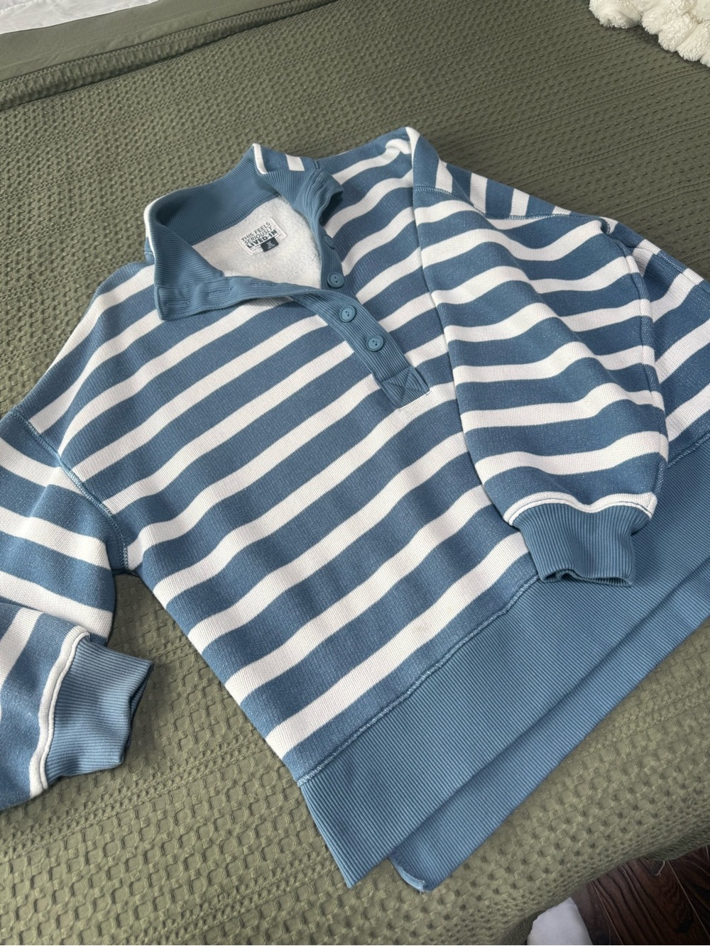 American Eagle Outfitters Blue & White Striped Long Sleeve Polo